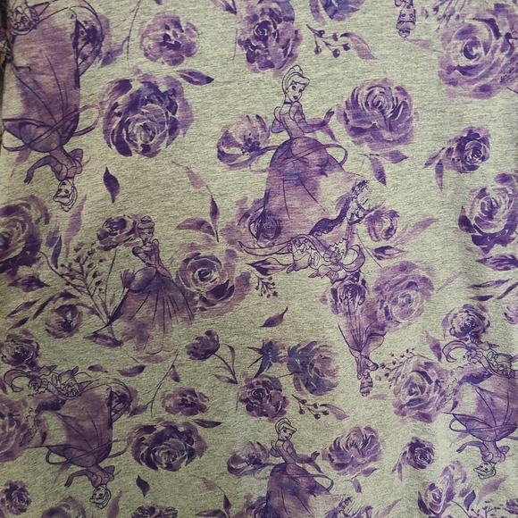 Cinderella Ruffle Shoulder Top - Picture 5 of 7